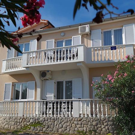 Apartments Mihalic Šilo Εξωτερικό φωτογραφία