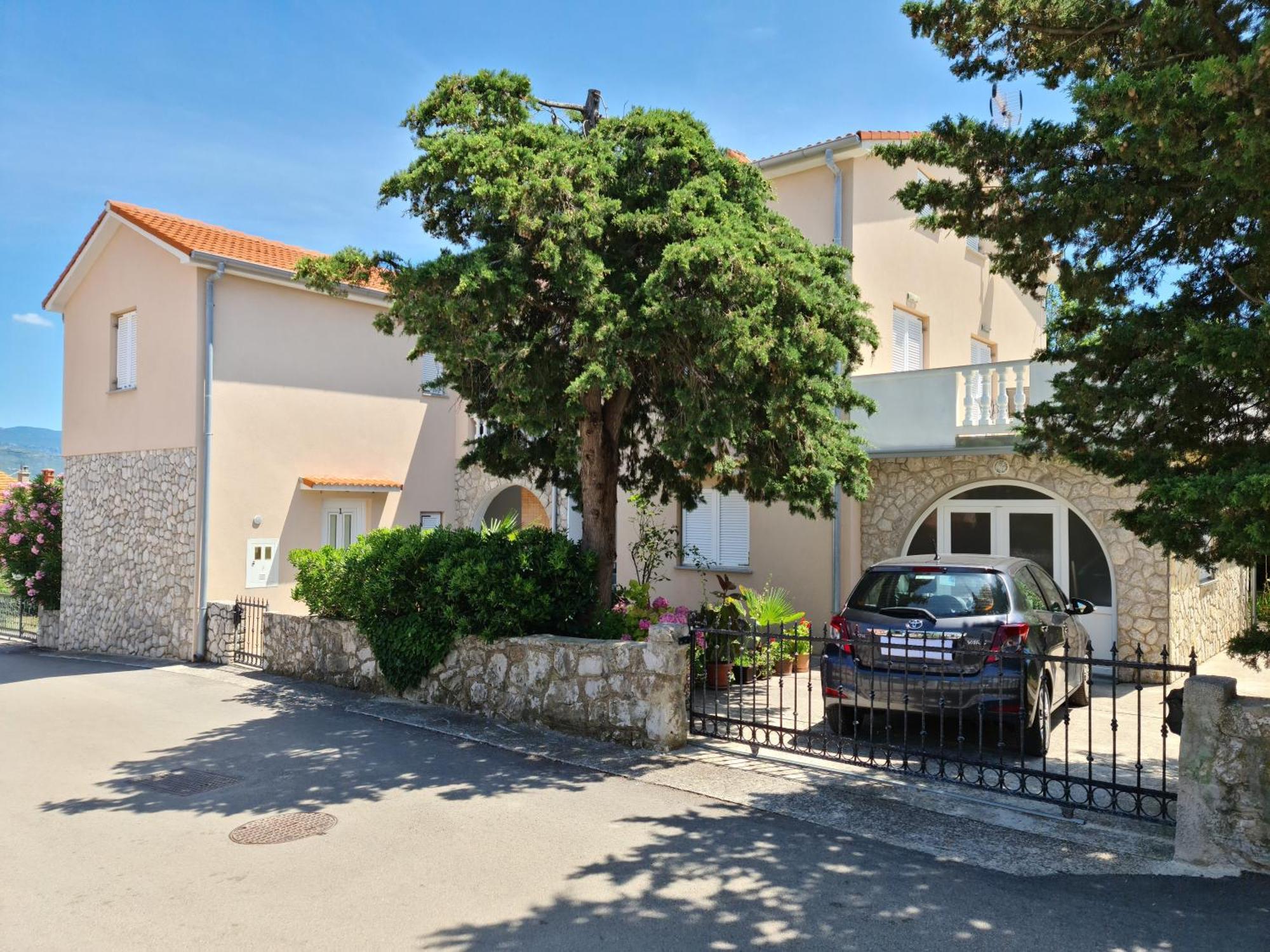 Apartments Mihalic Šilo Εξωτερικό φωτογραφία