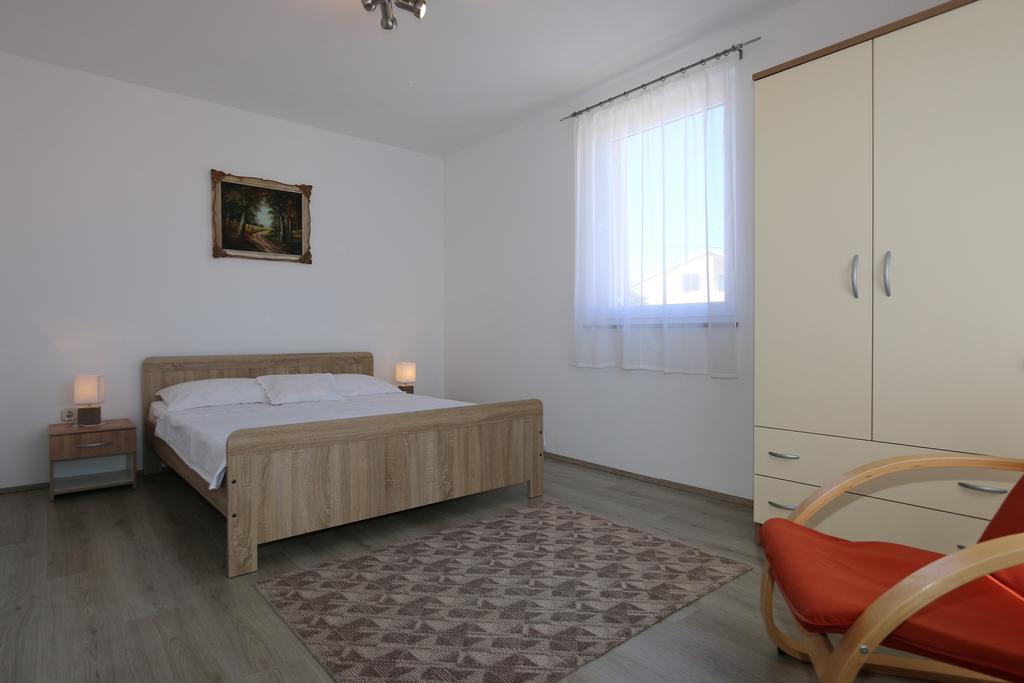 Apartments Mihalic Šilo Εξωτερικό φωτογραφία